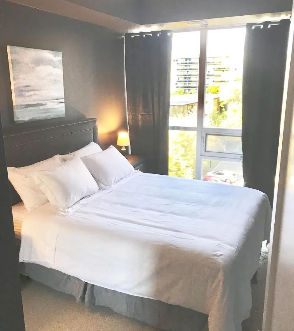 Furnished Apartments At Yonge & Eglinton By Canvas Toronto 0*,